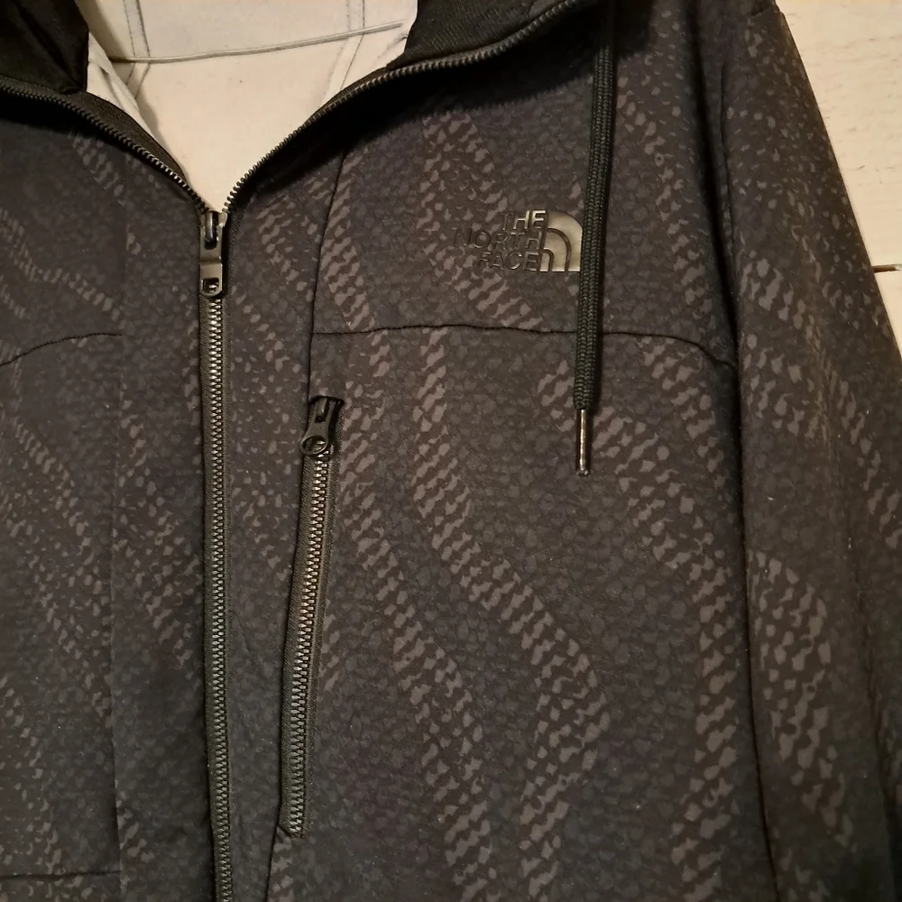The North Face Mens Full Zip Jacket Size Small Black Pattern Windwall Hooded